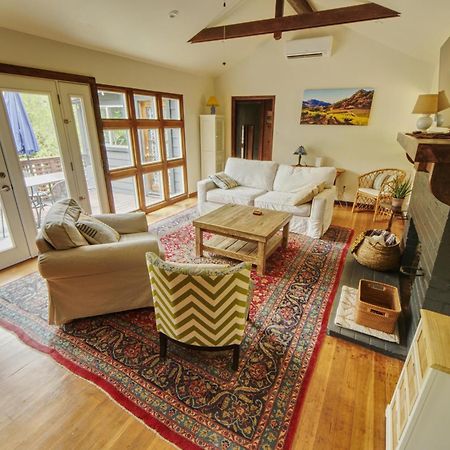 Rivers Breeze Relaxing Riverside Cabin With Private Suite Kayaks Healdsburg Eksteriør billede