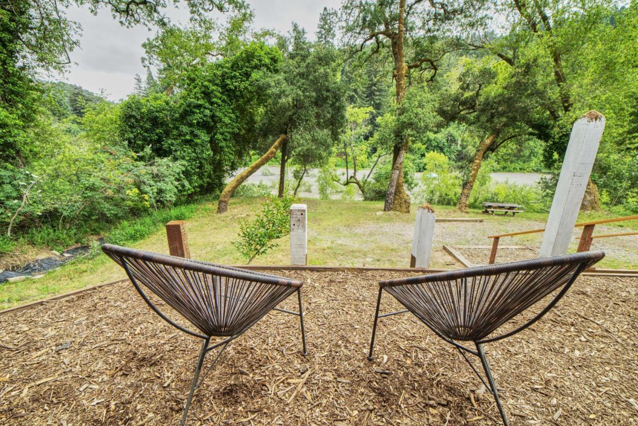 Rivers Breeze Relaxing Riverside Cabin With Private Suite Kayaks Healdsburg Eksteriør billede