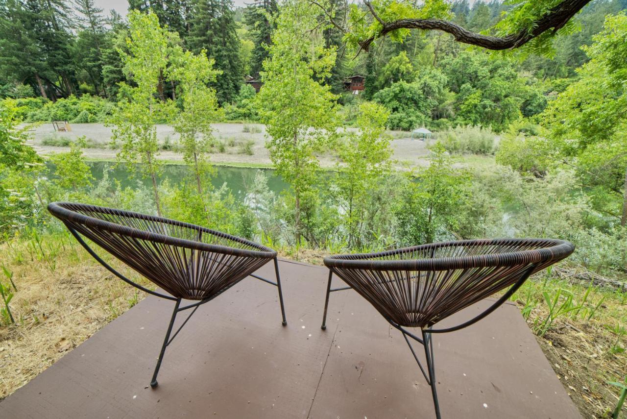 Rivers Breeze Relaxing Riverside Cabin With Private Suite Kayaks Healdsburg Eksteriør billede