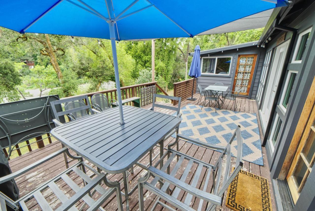 Rivers Breeze Relaxing Riverside Cabin With Private Suite Kayaks Healdsburg Eksteriør billede