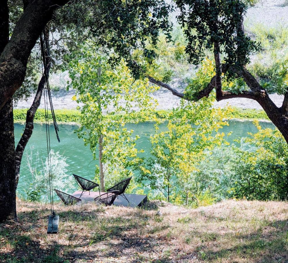 Rivers Breeze Relaxing Riverside Cabin With Private Suite Kayaks Healdsburg Eksteriør billede